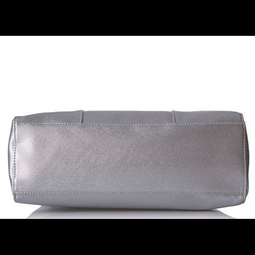 SALE 💖 Reaction Kenneth Cole Handbag - Picture 4 of 7